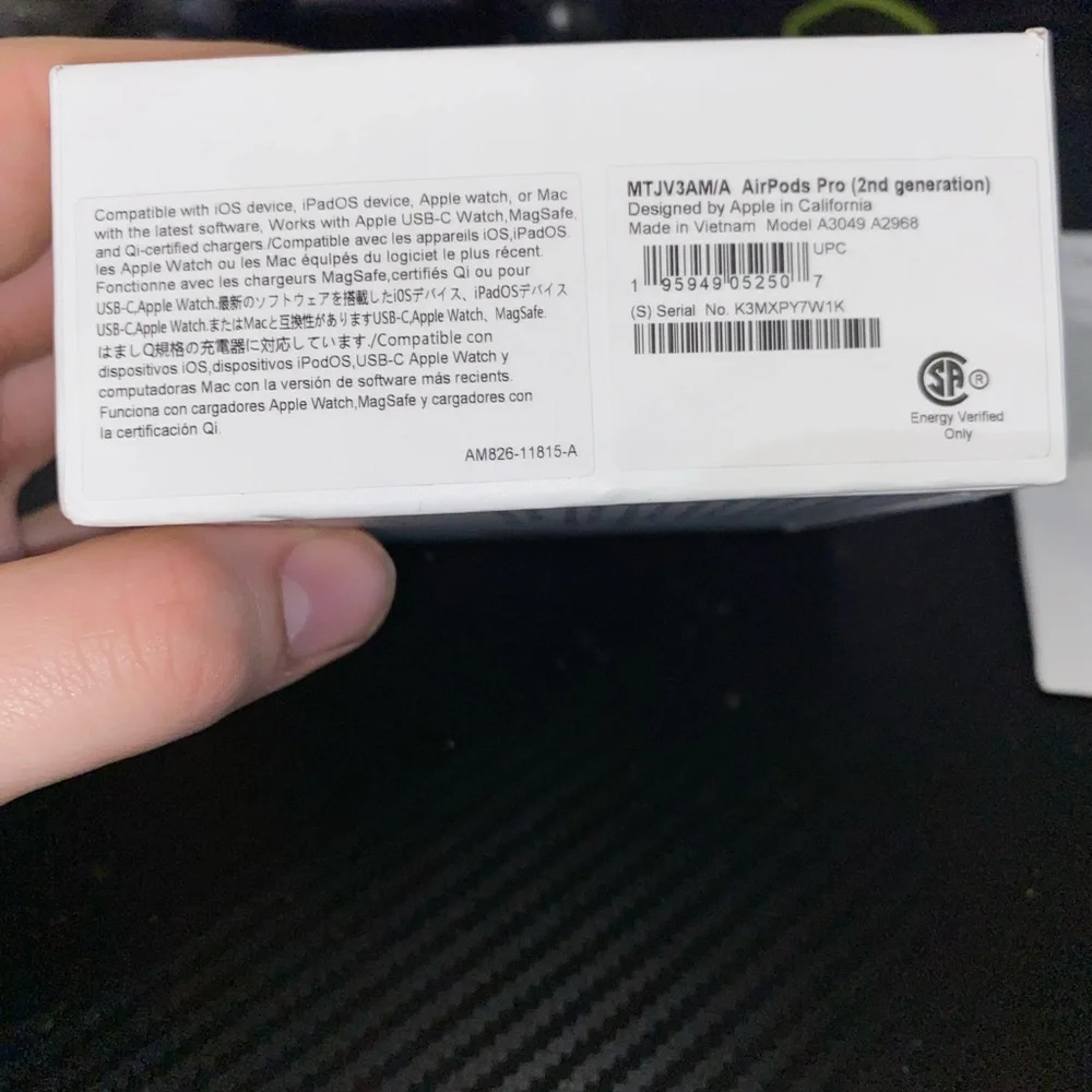 Apple White Wireless Earbuds